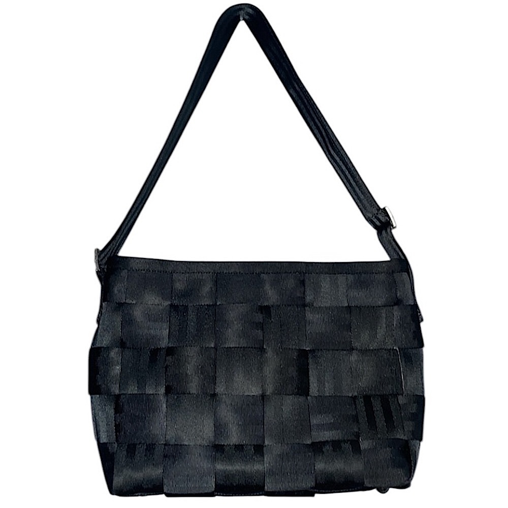Harvey’s adjustable black seatbelt messenger bag